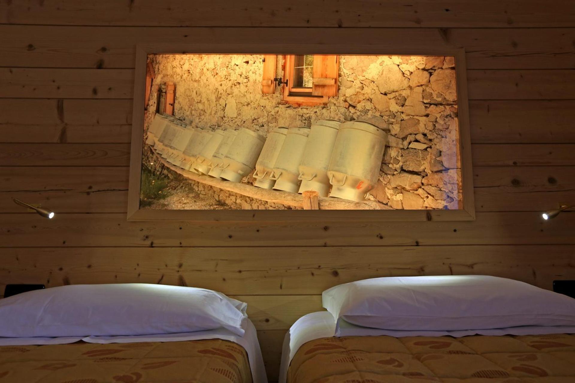 Hotel Ladina Campitello di Fassa Buitenkant foto