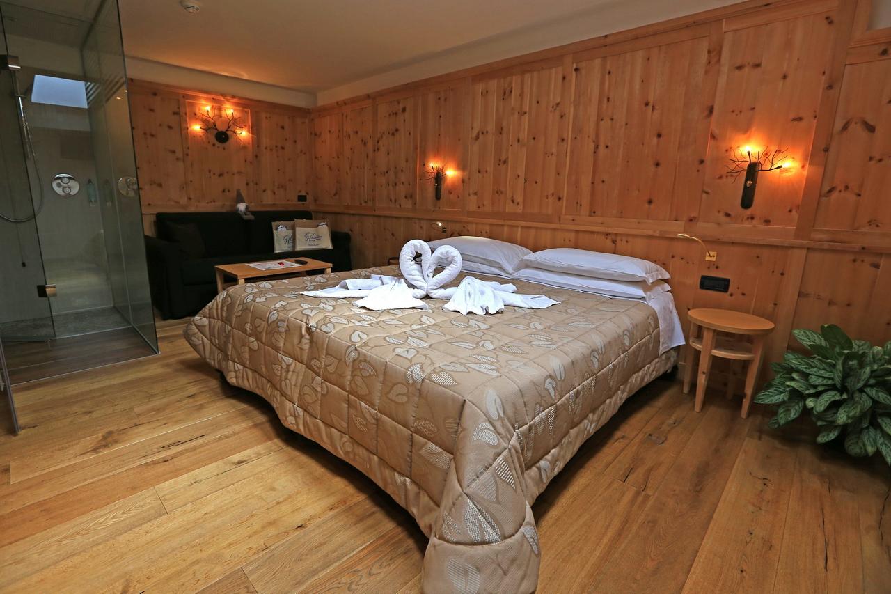 Hotel Ladina Campitello di Fassa Buitenkant foto